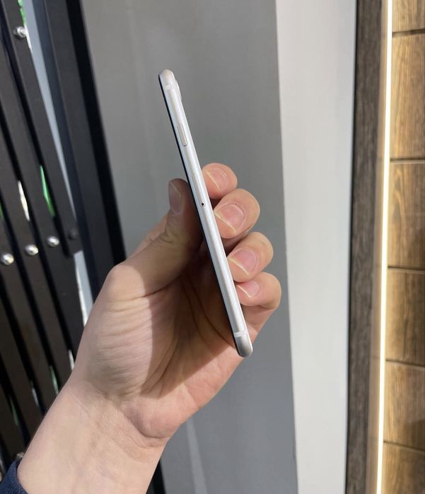 IPhone SE WHITE Dual sim