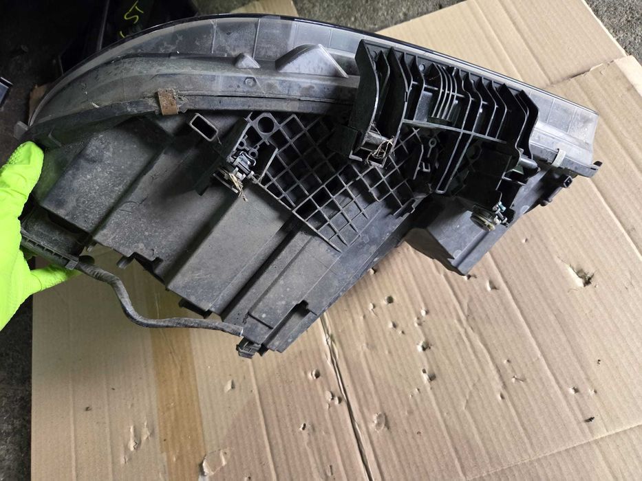 Far stanga dreapta BMW seria 2 F45 F46