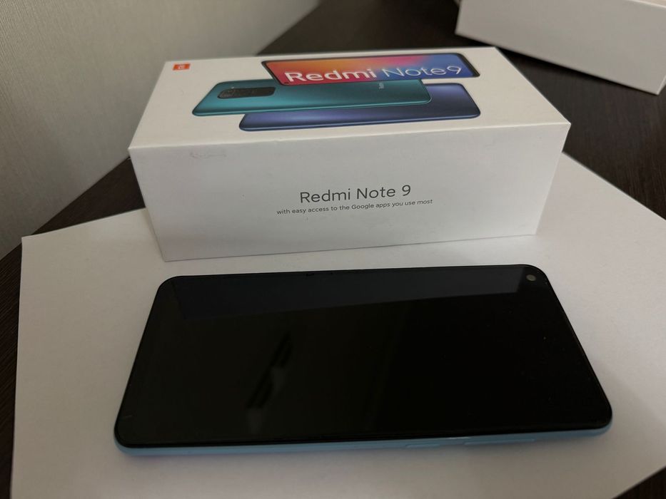 Продам смартфон Redmi Note 9