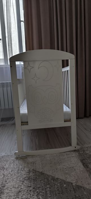 Продам детскую кроватку