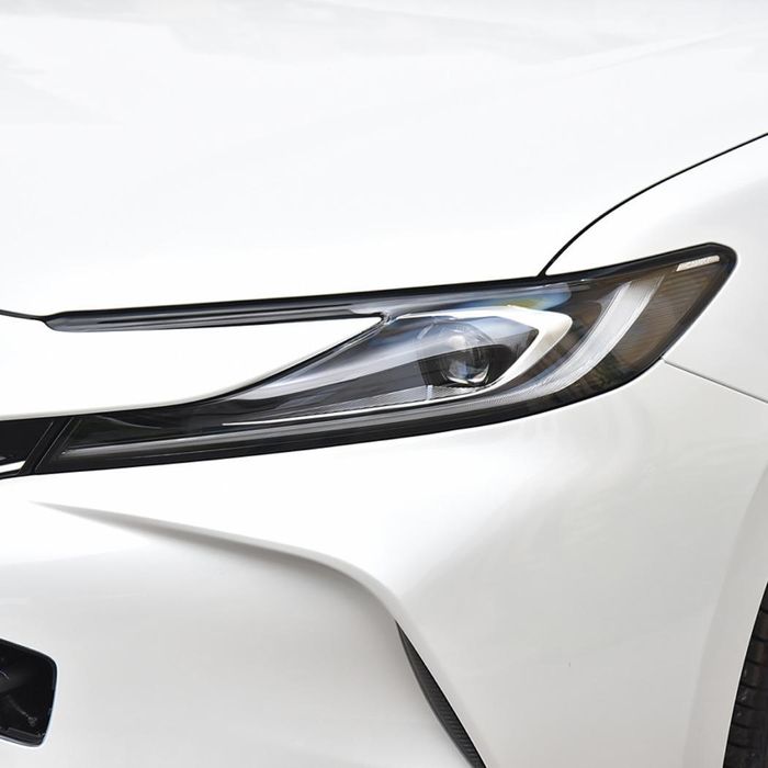 Стекла фар Tayota camry 80