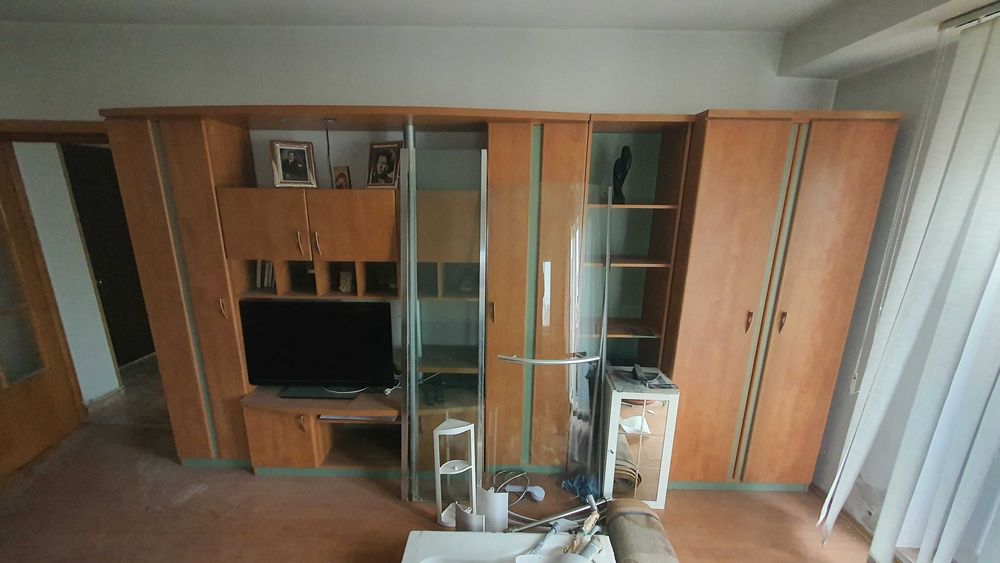 Biblioteca TV cu dulap haine