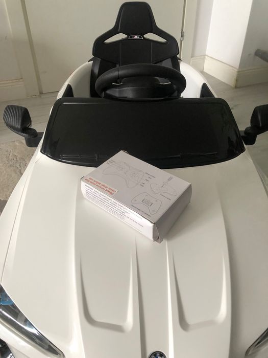 Mașinuța electrică BMW M4