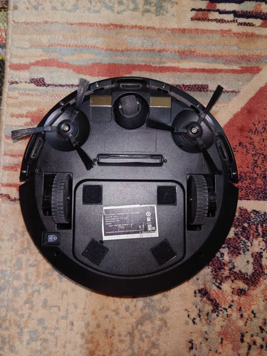 Прахосмукачка робот с моп нова