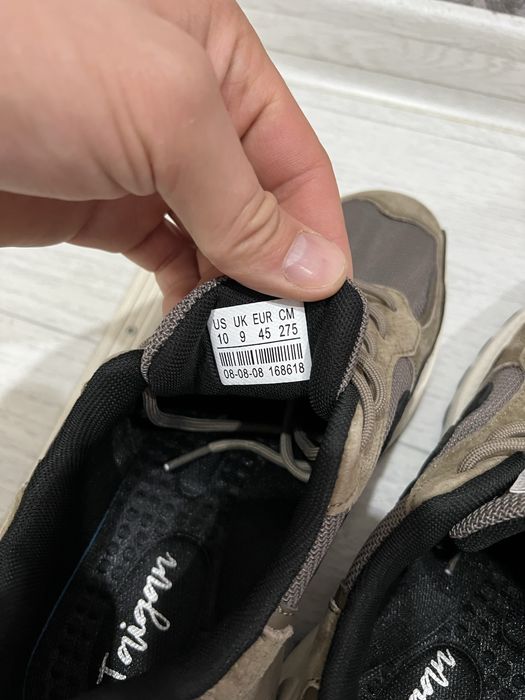 Продам крассовки новык качество хорошее