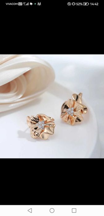 Позлатени обеци с печат 585