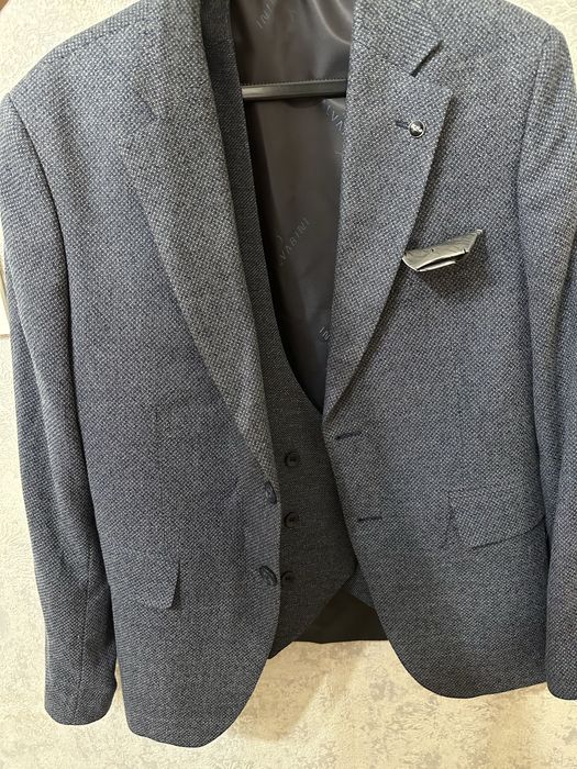 Костьюм шим жилет идеал холатда 2 марта кийилган