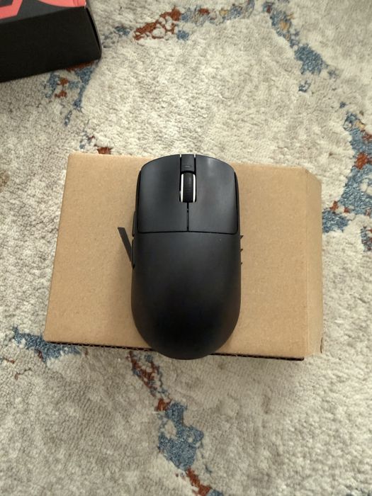 Продам игровую мышь