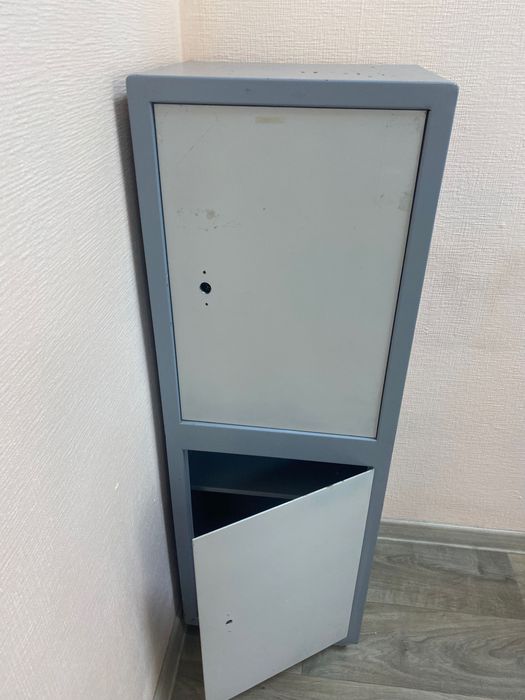 Сейф металлический