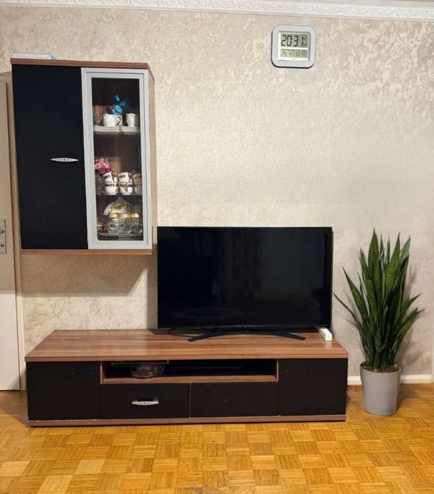 Mobila living comoda si corp suspendat 120x90