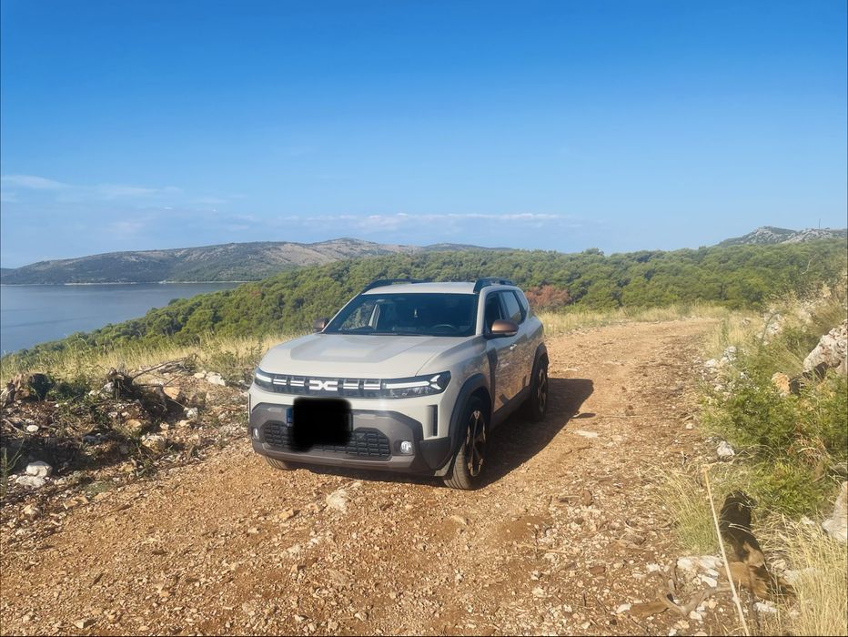 Duster hybrid 2024
