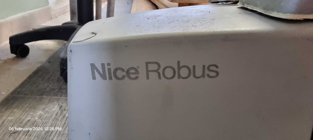 Motor automatizare poarta NICE ROBUS 600