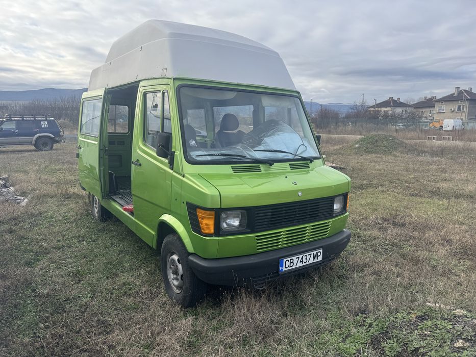 Продава се Mercedes 208 Бус кемпер