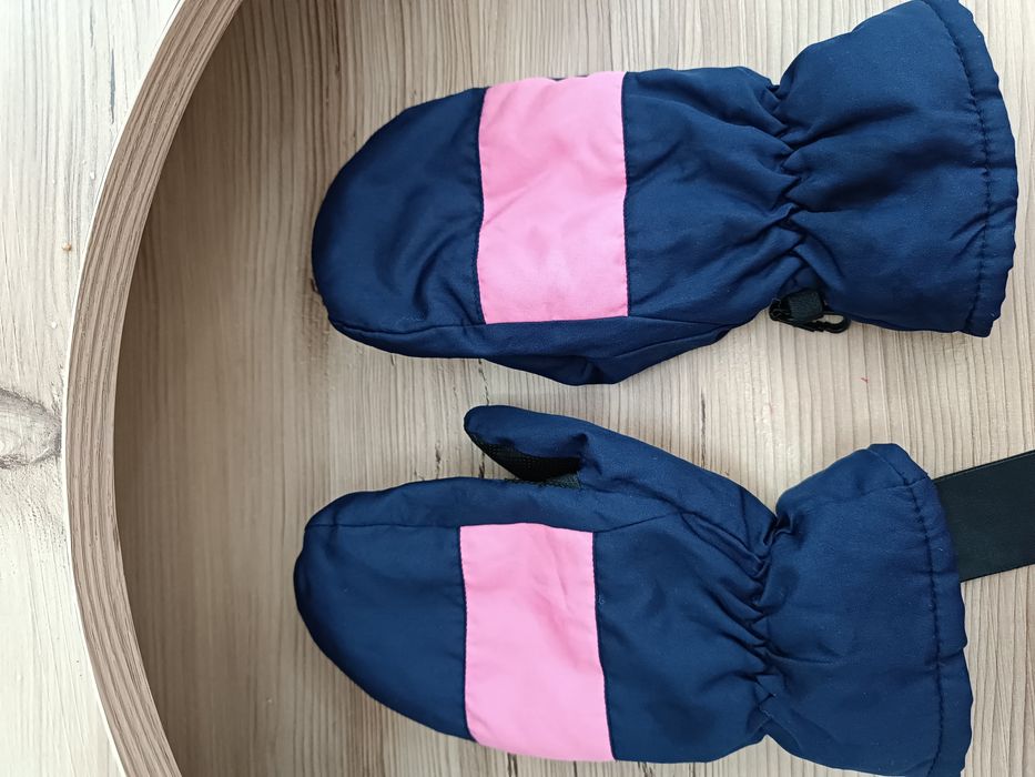 Перчатка фирменная. Новый