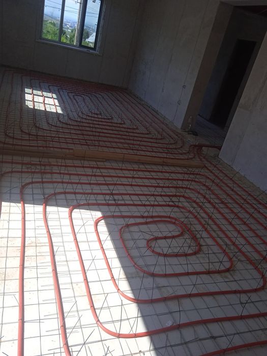 Слесарь сантехник