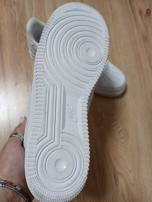 Маратонки Nike...