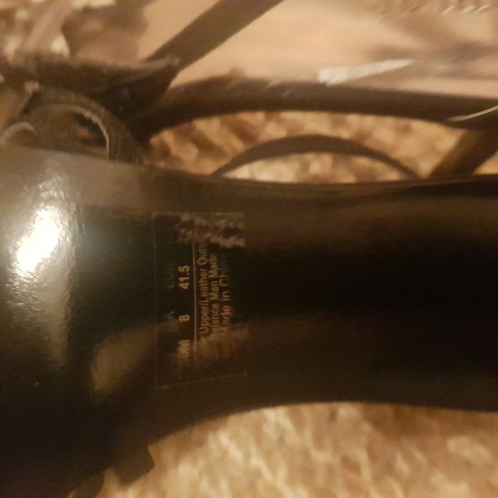 Елегантни, официални и стилни летни обувки, нови от естествена кожа -в