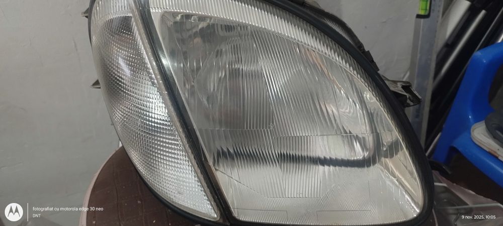 Far, faruri stânga dreapta Mercedes slk 200 R170
