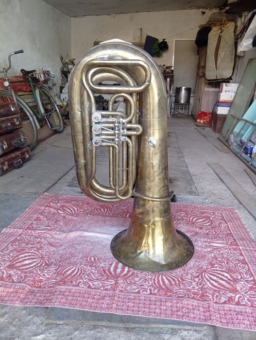 Музыкальный инструмент