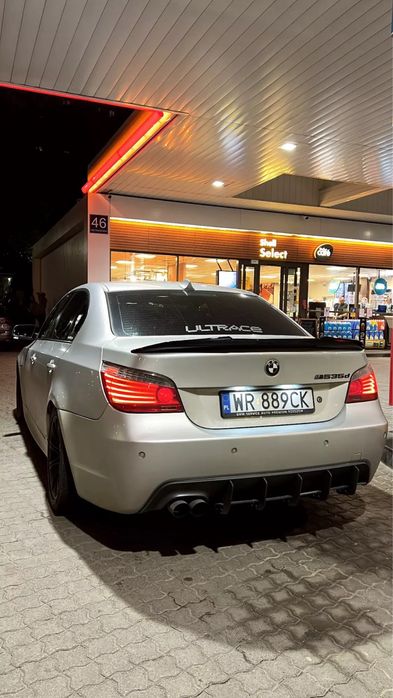 Prelungire Nervuri Tepi Striatii difuzor Bara Spate BMW E60 E61 Maxton