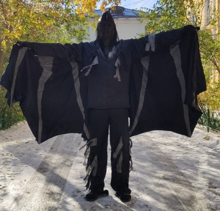 Продам  костюм аниматора  ворона