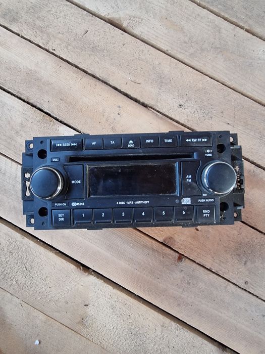 Casetofon original Dodge Caliber MP3 , 6 CD
