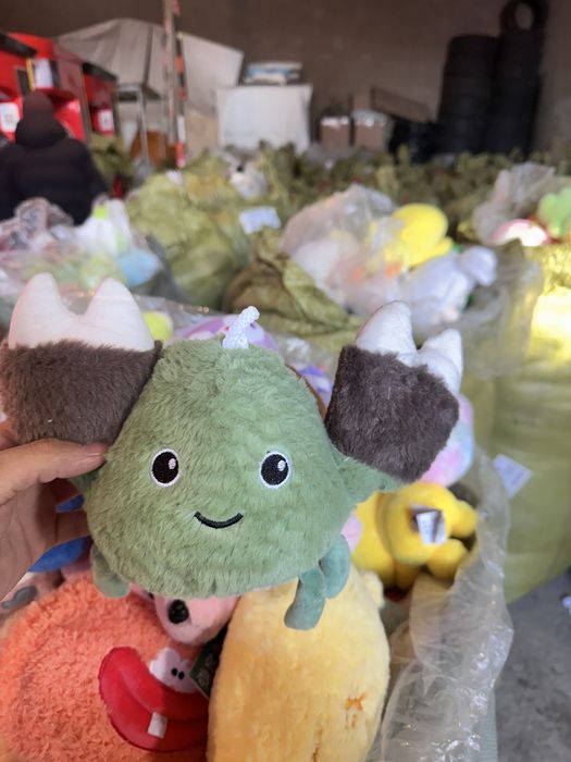 Большой склад игрушек в Астане