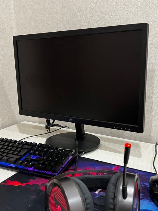 Монитор UNV 75 Гц