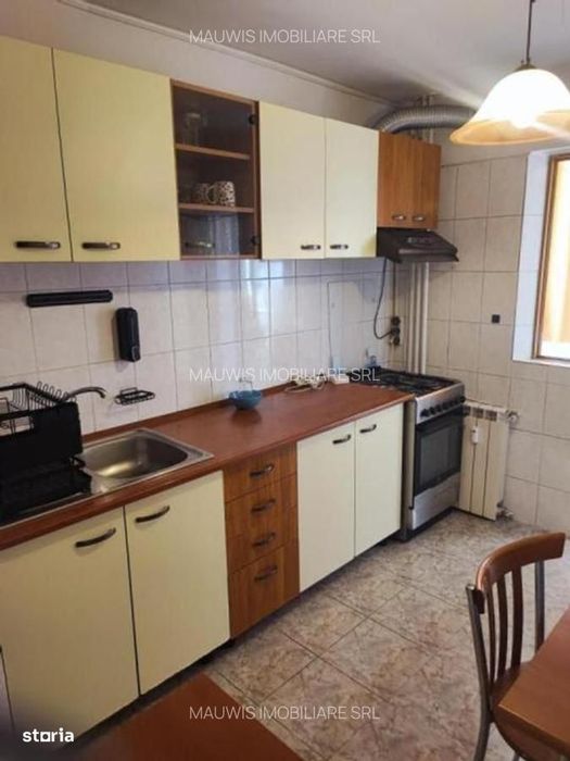 Piata Iancului- Magura Vulturului -bloc 1981 500 euro