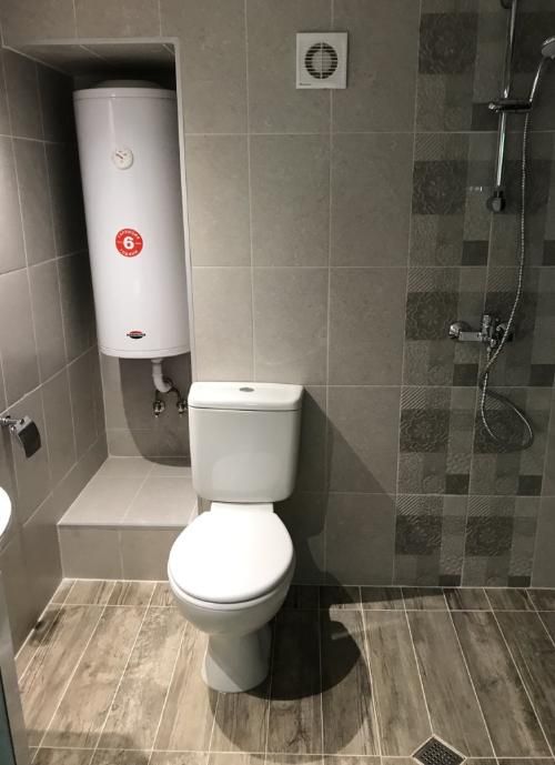 Дава се под наем Едностаен апартамент в Пловдив, Център - 30 кв.м за 300 € - Снимка #3