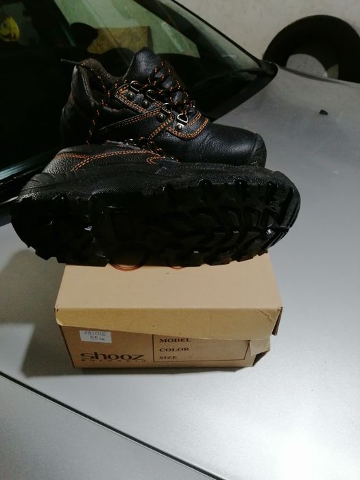 Обувки-работни/дамски/