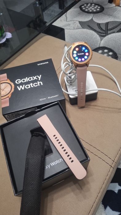 Часовник Samsung