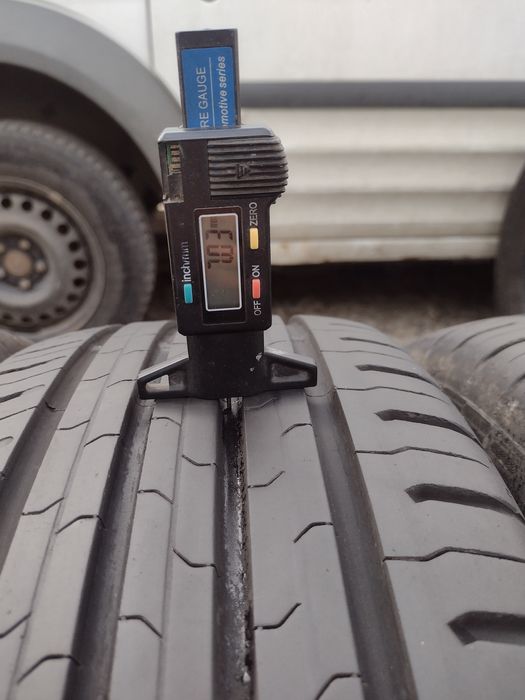 Перфектни 4бр.215/60/17 Continental CEC5 dot3615