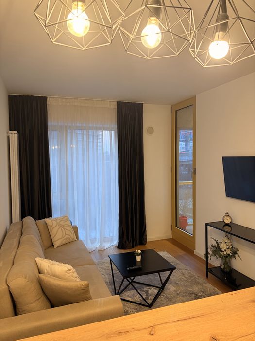 Studio premium langa Herastrau