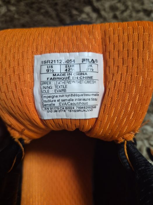 Adidasi Fila . Ca noi