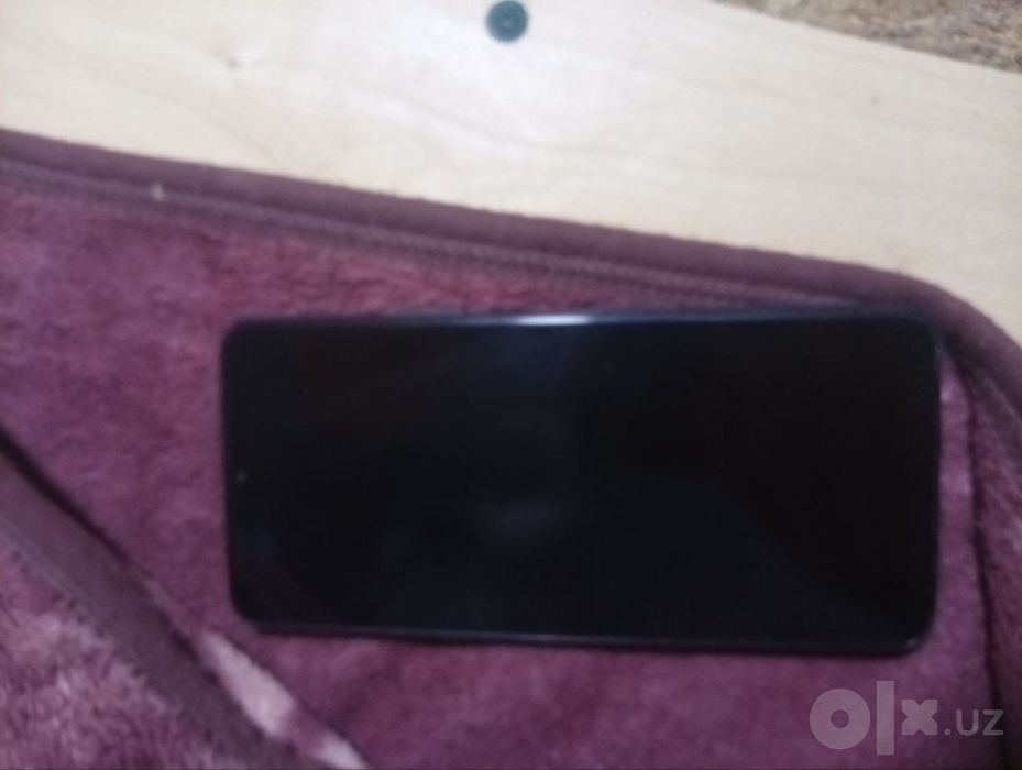 Redmi 13c shoshilinch pul kerak