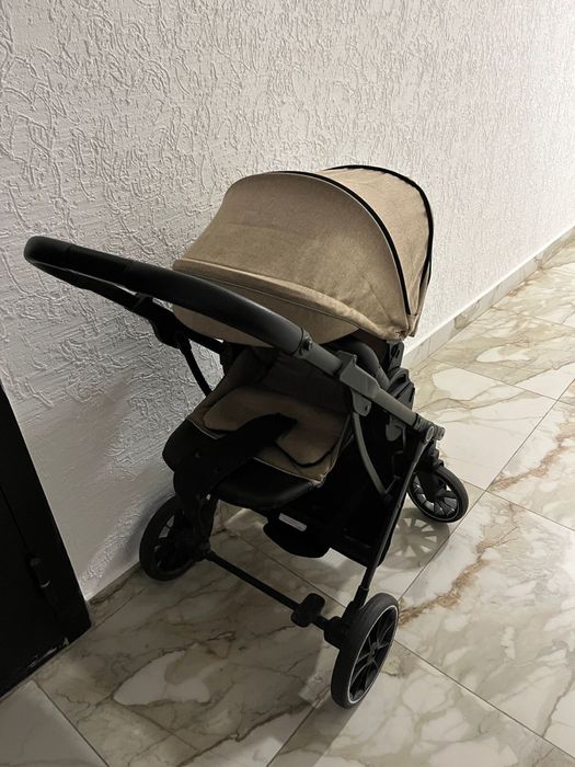 Продам детскую коляску