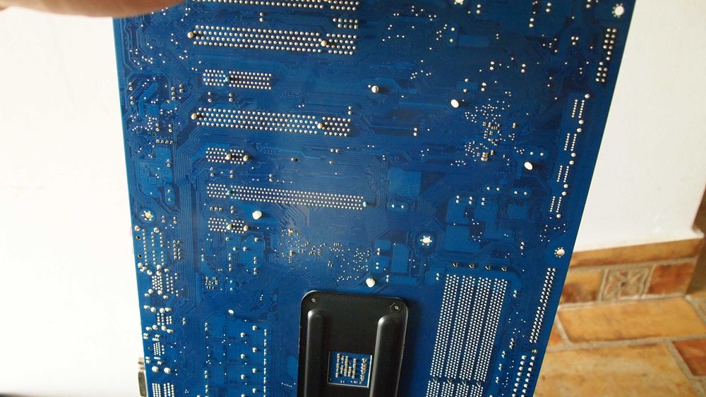 Kit procesor AMD Phenom II X2 + placa de baza Gigabyte GA -880GA-UD3H