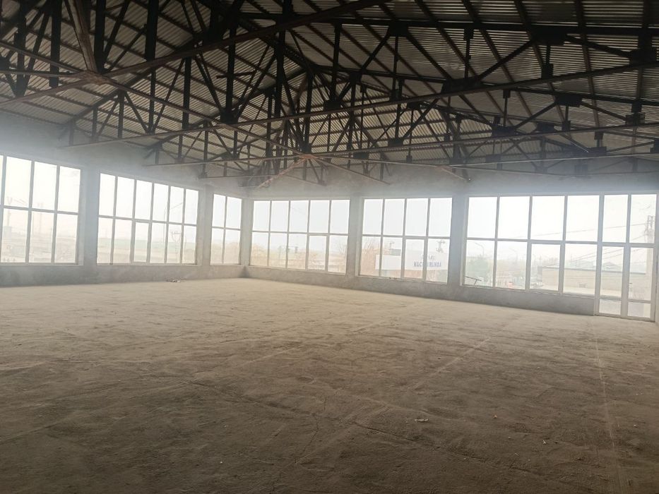 Ijaraga beriladi 2-qavati va padvali