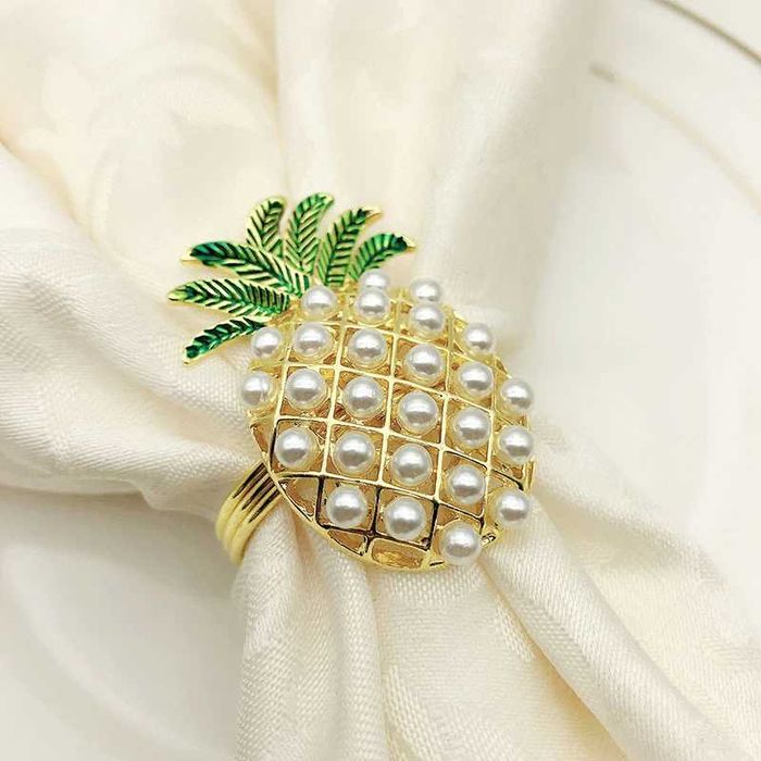 Кольца для салфеток . Праздничная сервировка стола.Цена за 6 штук.