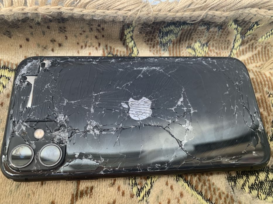 Продам или обмен iphone 11. (128gb)