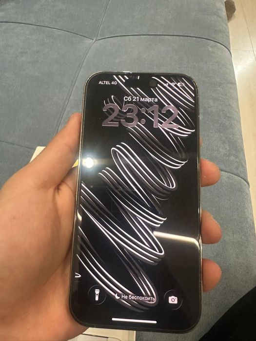 Продам айфон 14 про