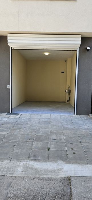 Дава се под наем Гараж / Паркомясто в София, Зона Б-5 - 20 кв.м за 178.5 € - Снимка #4