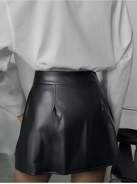 Нова кожена пола/аксесоар