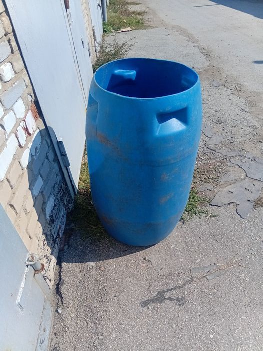 Бочка 227л пластиковая
