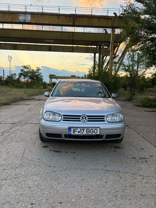VOLKSWAGEN Golf 2003 — imagine 5