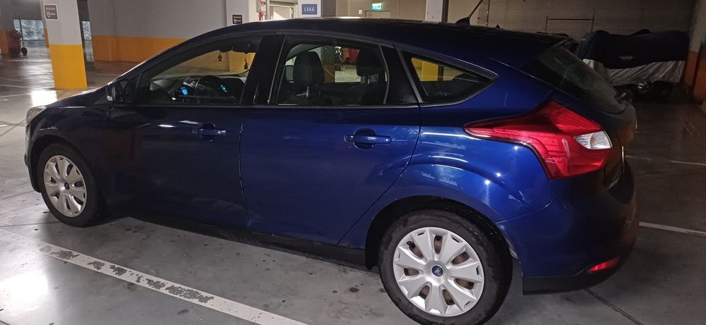 FORD Focus 2014 — imagine 3