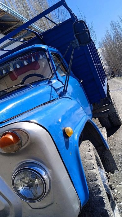 Газ 53 1974 yil bortli avtomabil