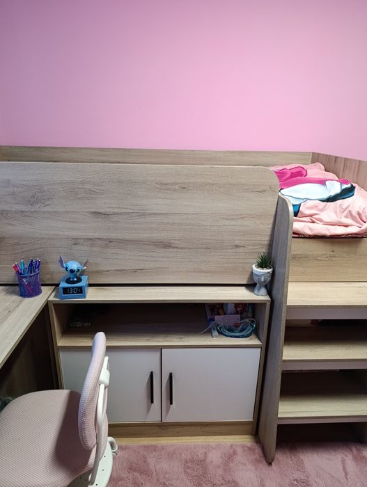 Детско легло със скрин и бюро, комплект