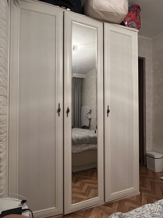 Продам шкаф в любую комнату